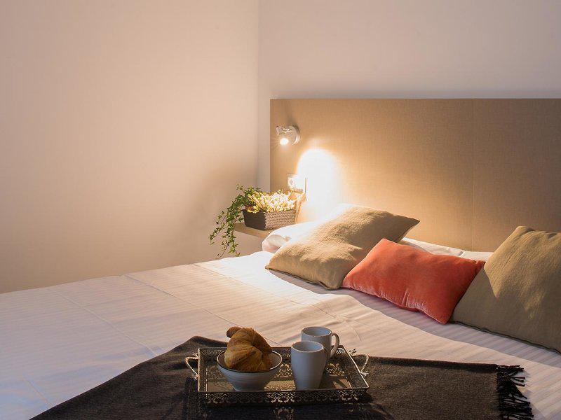 0C3A4E2D75C8626EAE405099961D5374