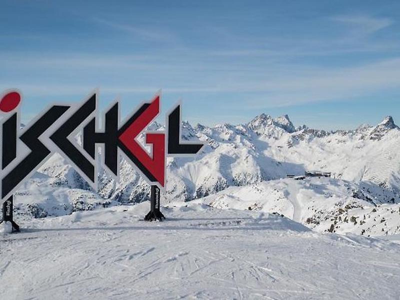 B4244EB6458B16C4FBB4084EB7720EFB