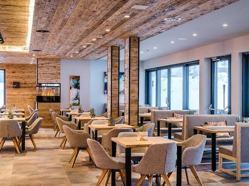 4E2F5094182FCBE457A9783926A53611