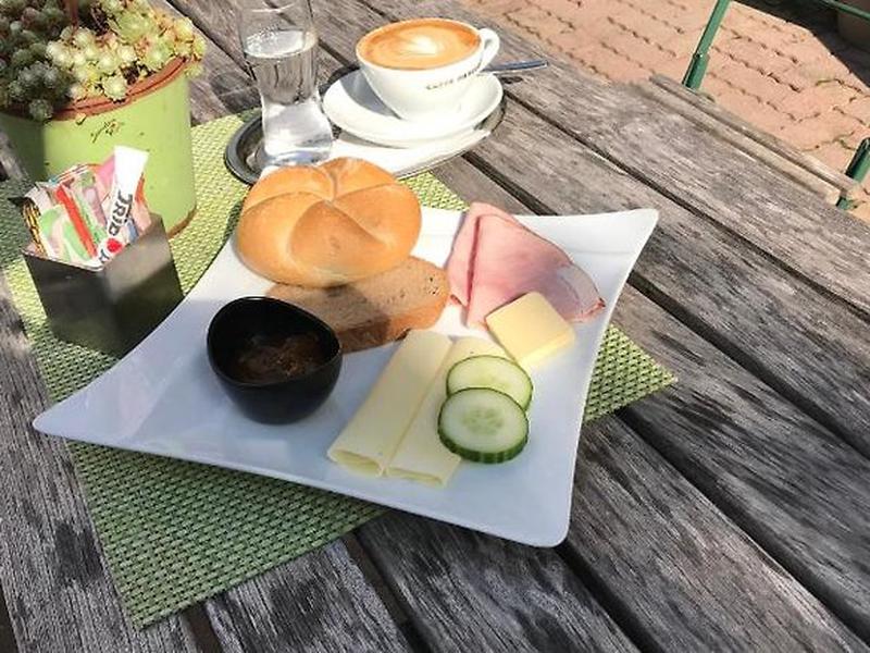 3AB18D4FD63600F5334EC25D78CD089D