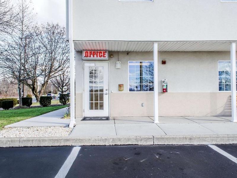 D6897302A0486B294B7DBCF9F152B837