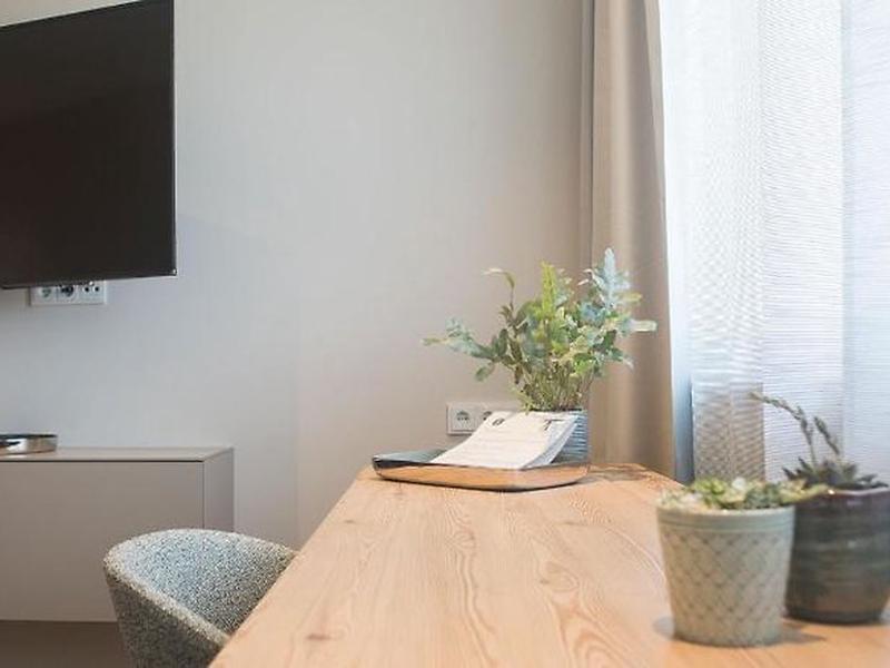 C357FA32CAB68BBC7379AB6450F2C881