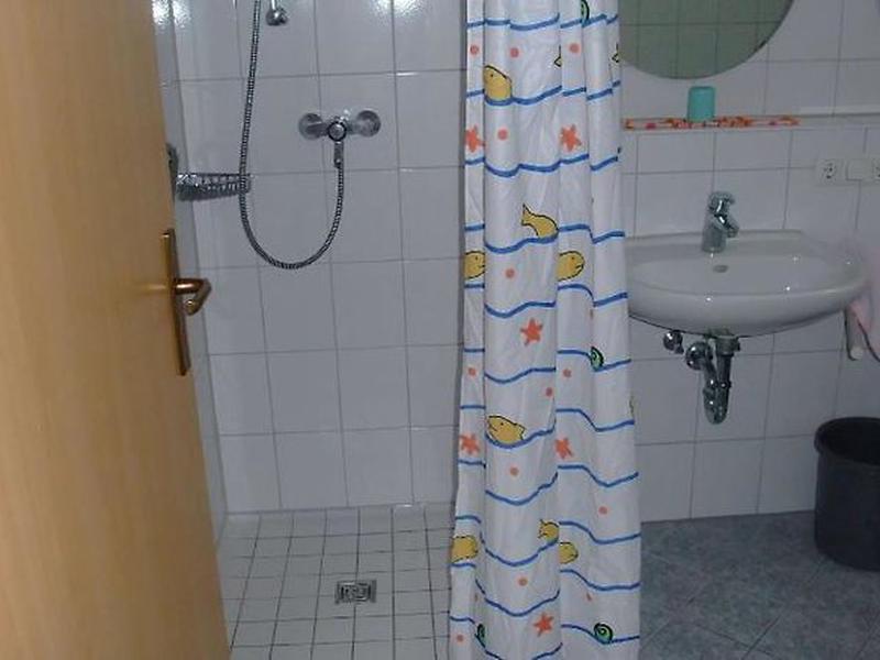 39EE435CE34089F62C0C56D1D9D66F33