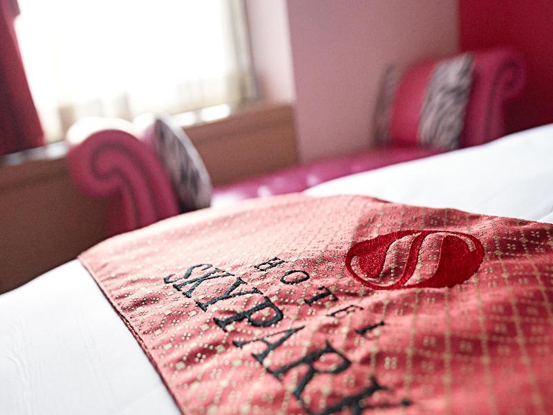 B330EAB6347217CAE5D5E4C8A3BA16C1