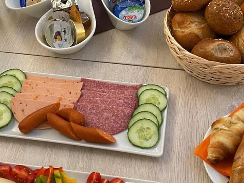 BEB30CA2C0F7680E9D7F57056C3A7531