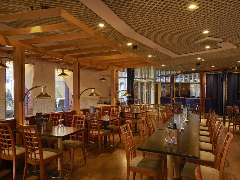 9CEDE5FE23FC559D80C8F4F3B9C1C925