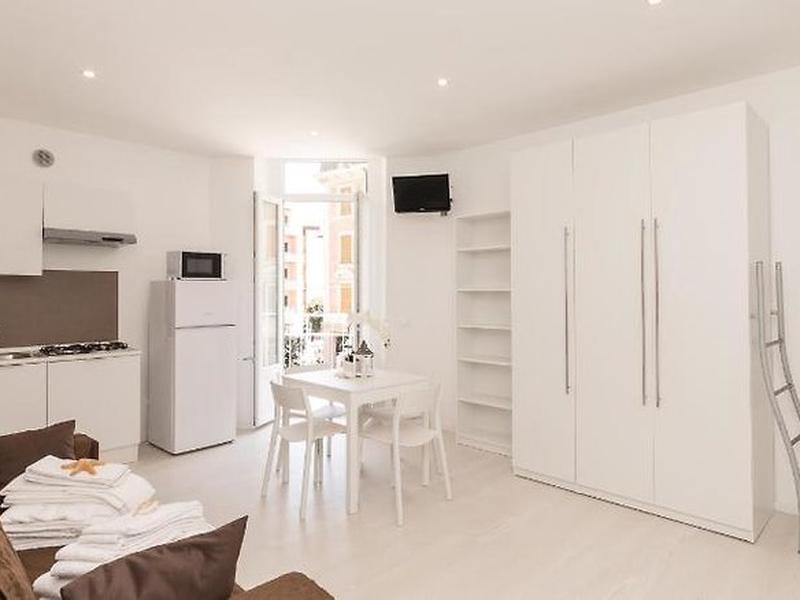 7E03569655B091AFDE947D2AEA150A43