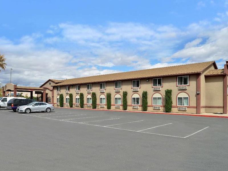 141272032EB8D6604754300989A098F9