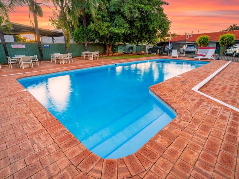 5326B43461F710C29A40FE0F29AC382F