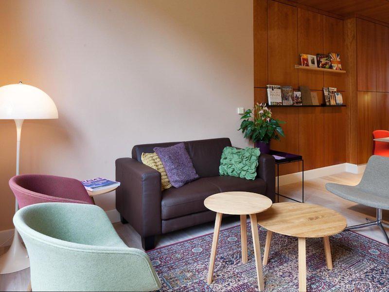 93935916F30E007F14BD406CF4C8459C