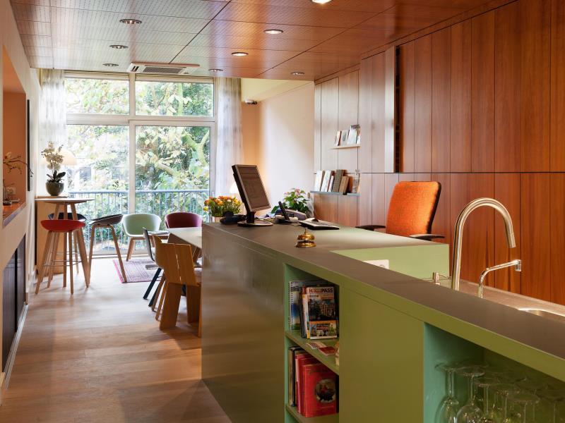 A5ABE24C5796C0D4C7B46461F6160422