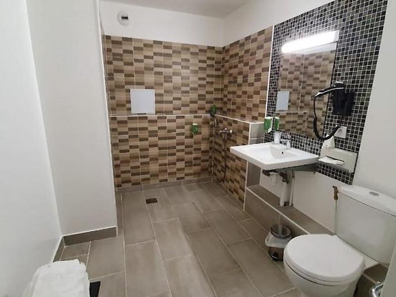 7A1876C2CAB56D51C991D7F1AEF23B59