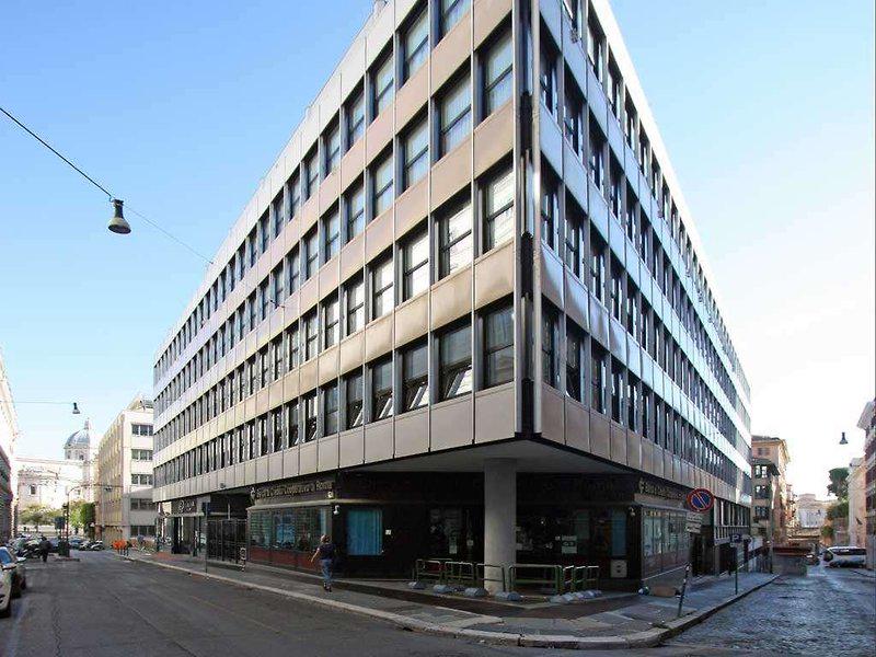 699529AF8D33BDE4C6471328FDDE85FF