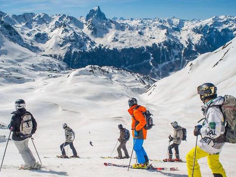 01F2FB9A5651CC07D10AD6CE175F4C6C