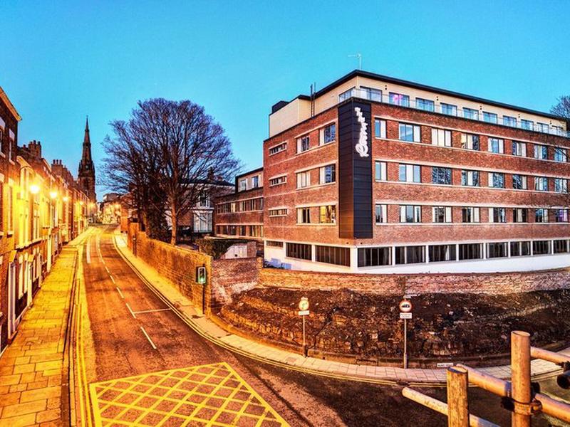 7FEAB1488A05DDD45CE481C376745EFB