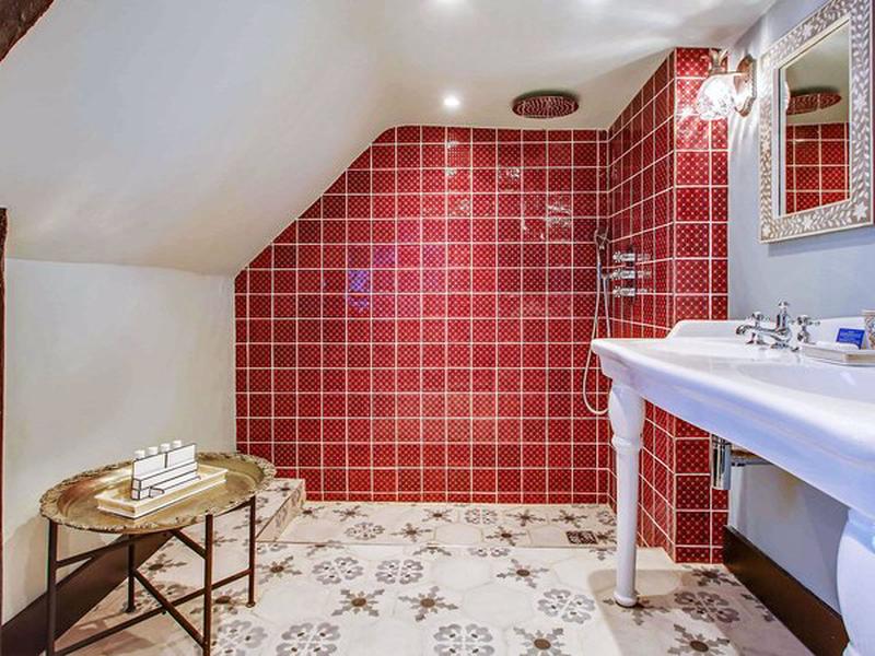 8394375F3066F92B087D66E956522F9A