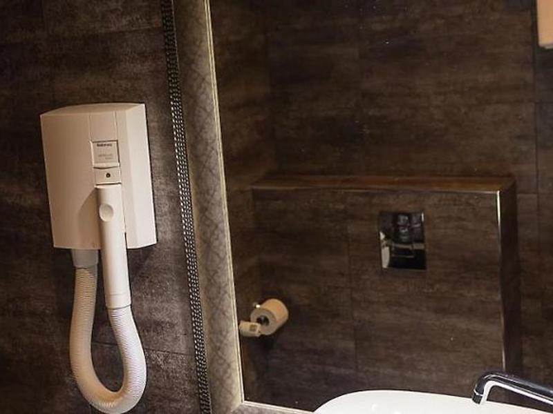 2BD8B63C7FC9B699B04B35A6EDA05671