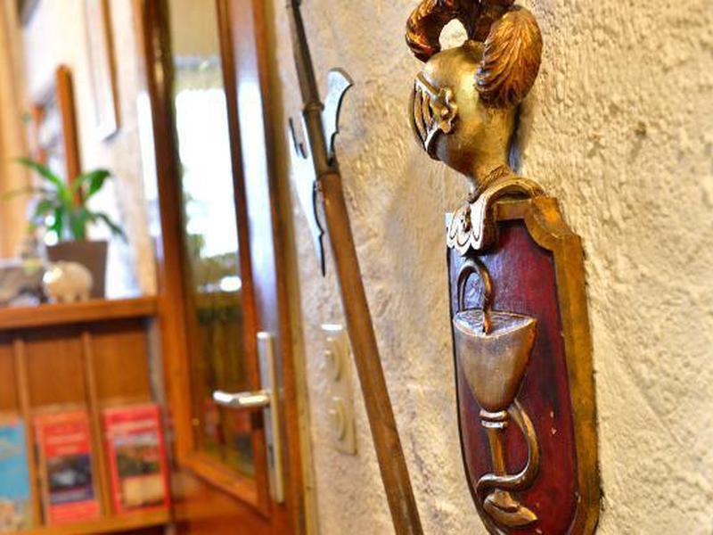 584BCA4A90628843E013EA5D5712C896