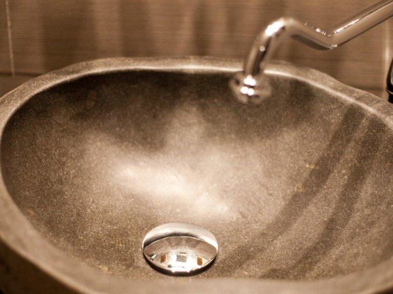 10B71B711D2A8BEB83BF50E9626C3765