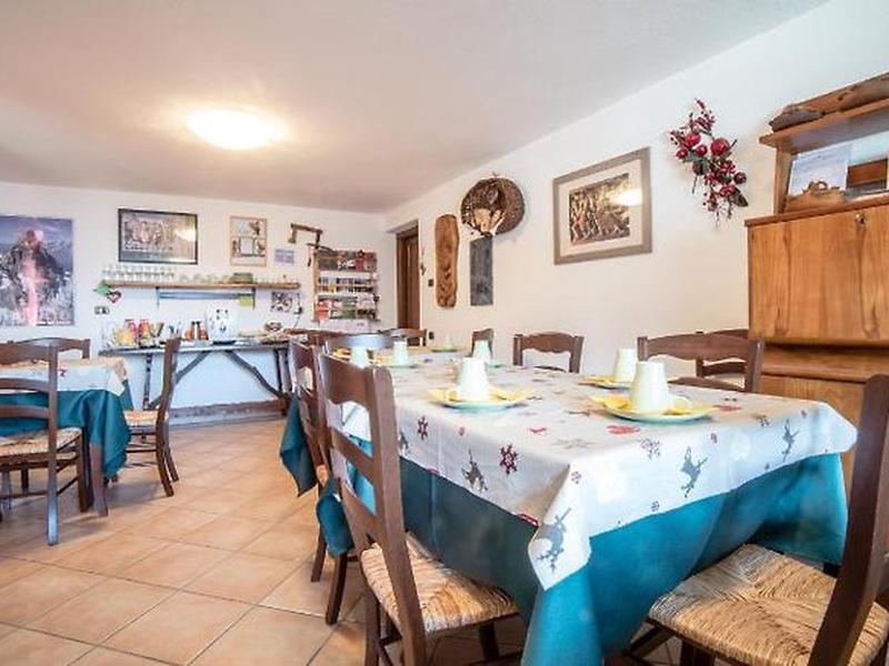 ED3381CDCC2F233D00E6311979E1A908