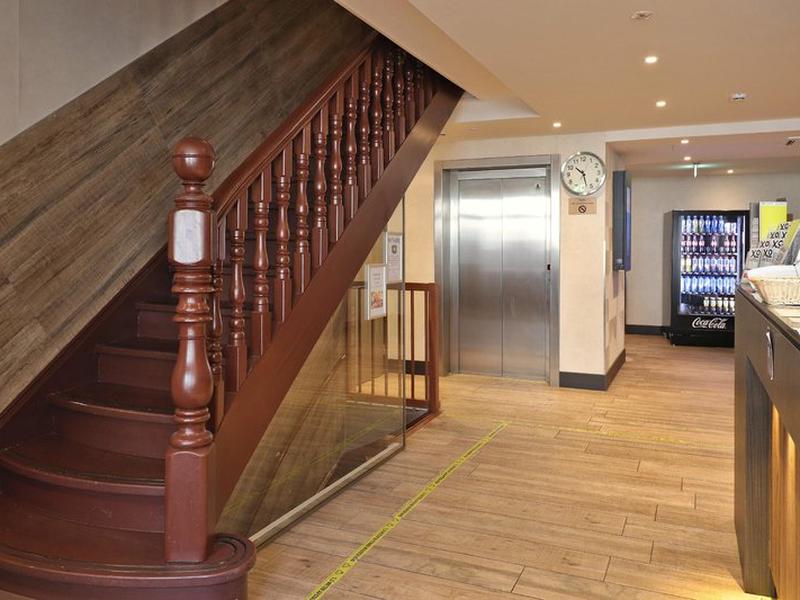 AA5C373D2DA13E108D04A0F51636B30A