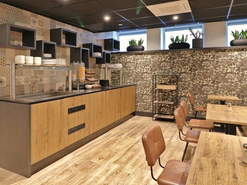 6C2FB828A0300E5484B119091AA31AC3