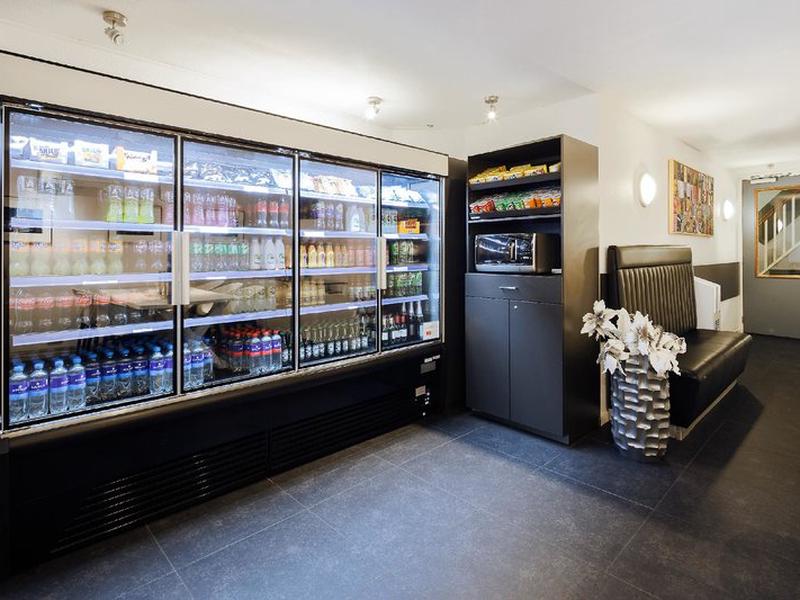 DC9BFCDCF038D84D4D07E51156B156D9