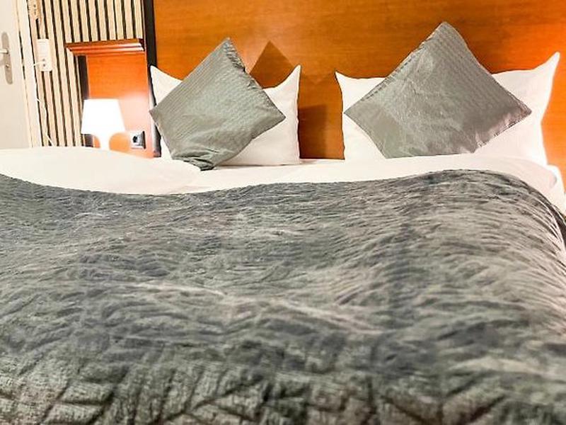 0C51CB92EF6B1ABCEA1A9D0CDF0CAACC