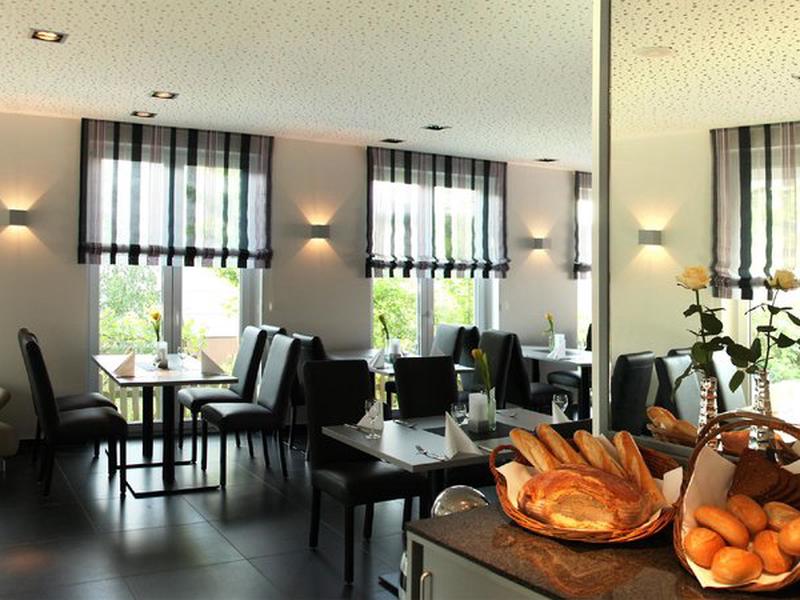 A954CA4773FE012799B1AA23274A50A8