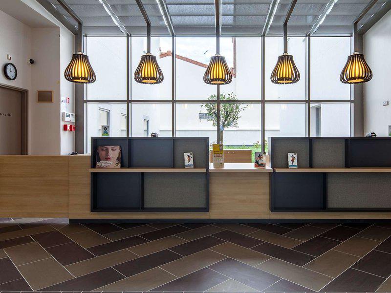 0B43AAF9C2D4DC995BB5A08CD849FF80