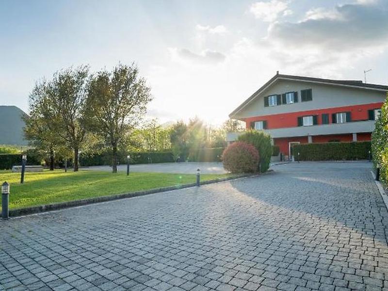 975C318ABF197FAC9ADCC6C31A8F2D45