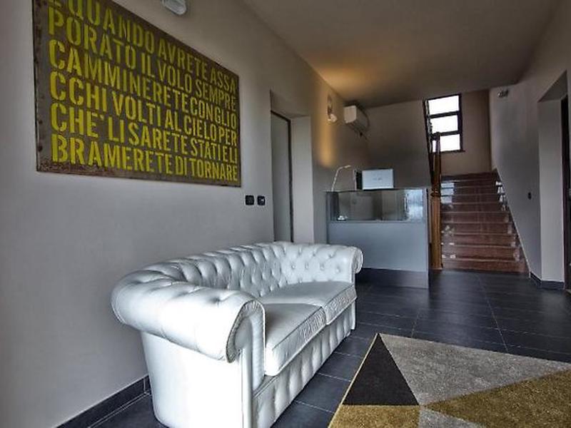 2B25E2E9C106EF57AFFFC9B65D3C3FCF