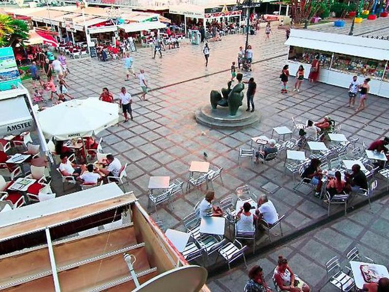 55A7C59CC54E526B504D5011D2793D15