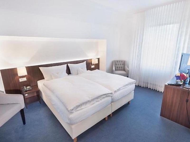 6F38596971B4285F5D5F3910D03D47FC