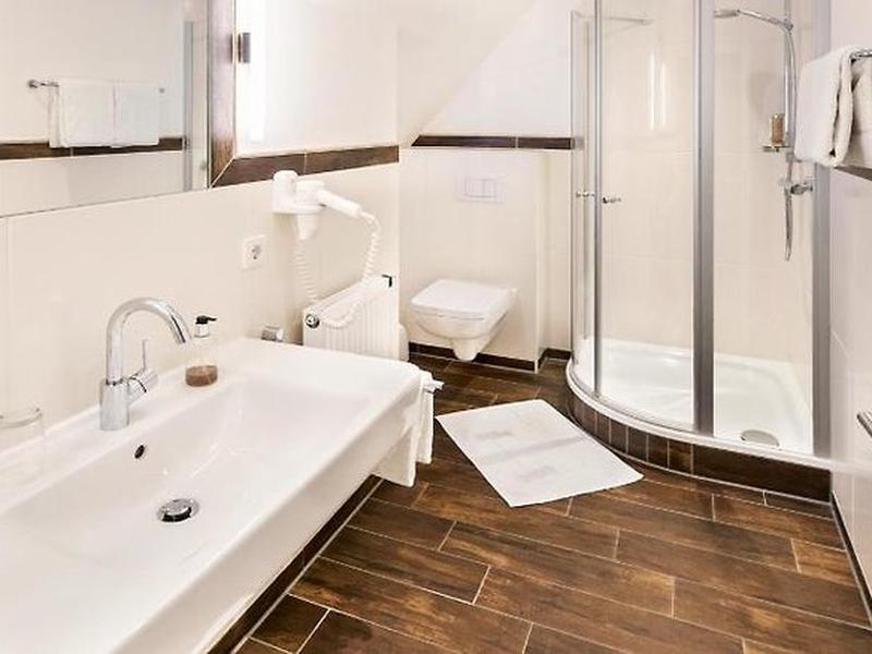 4028D162821D6B04F74156A72B14A123