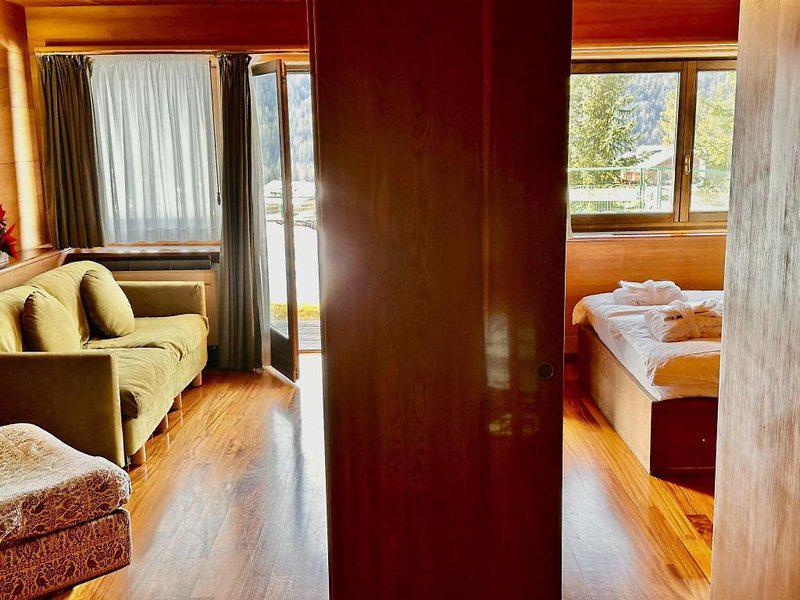 9B04DC10350A37925A0EF6BE32318E2B