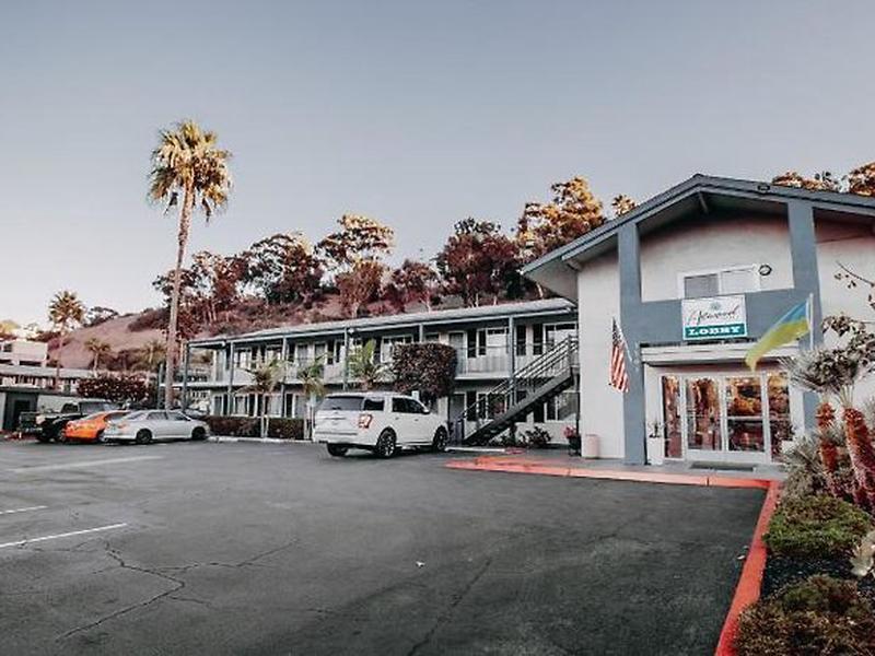 42B18C241139F38101C99F1B54C7BC50