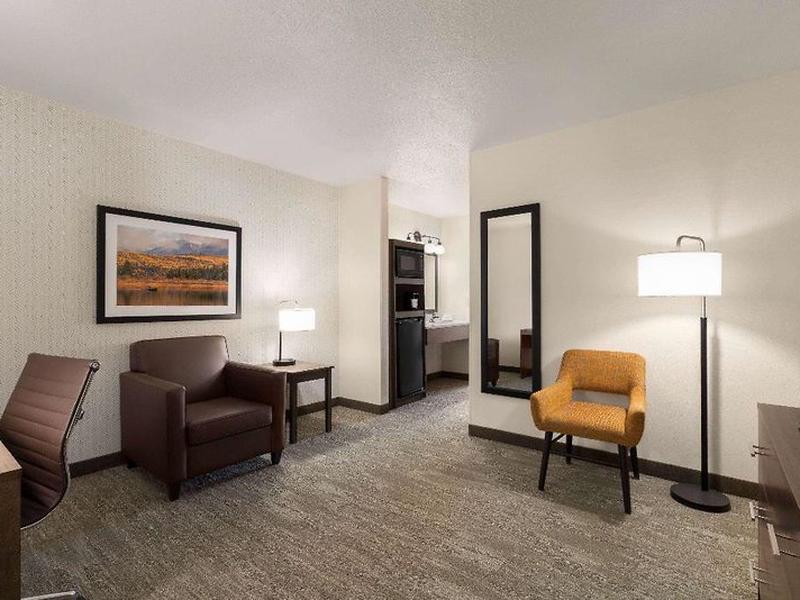 AC0B9556EB0CEC3E3E8A490D419C6AC8