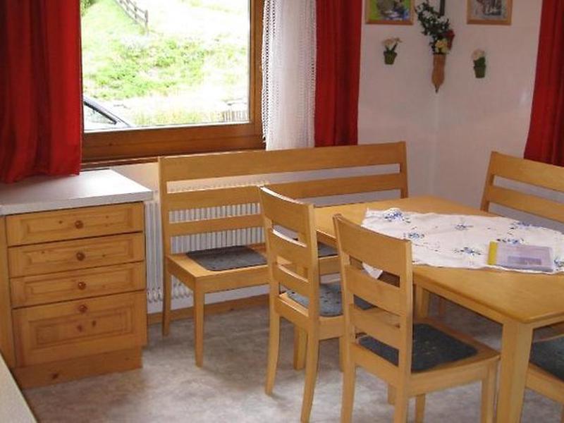 FD71E158834004D864BABE4237939F39