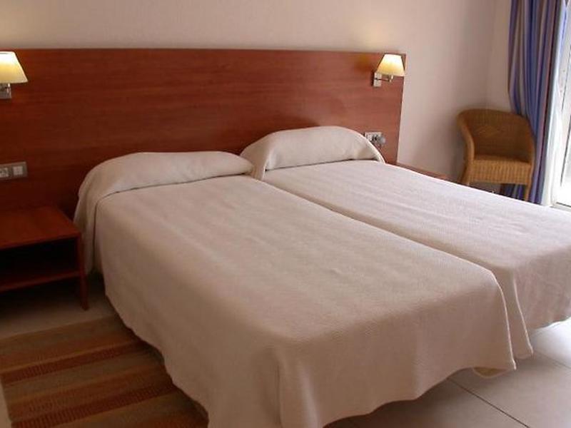 E2C55F1400996EE72971BB94EB867E3B