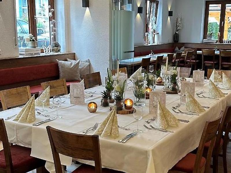 AB466D3F2B6E4401E0D30A54C30441C0