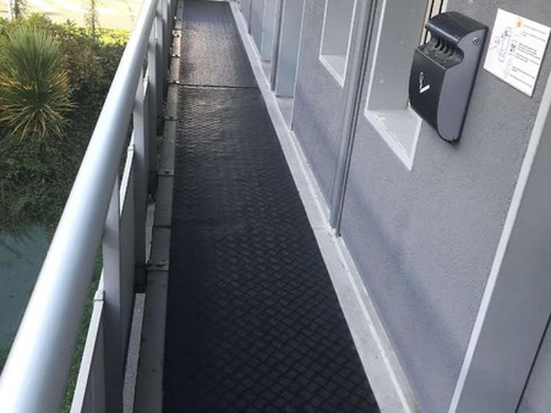 ECA683C2759AE0EA4AE62D507E3A8045