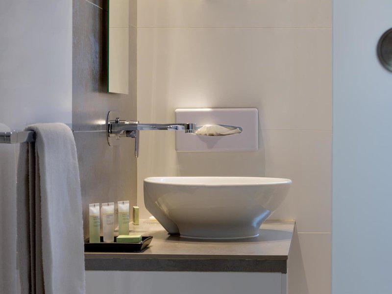 F54173170038D76B27142775FA2A5B11