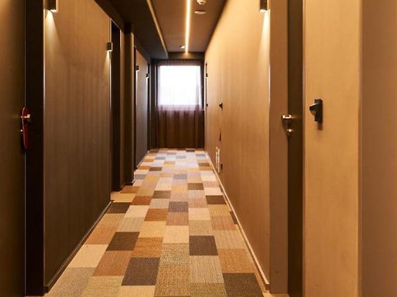 A25055A09FA0D6AEC3BB9E3758907065