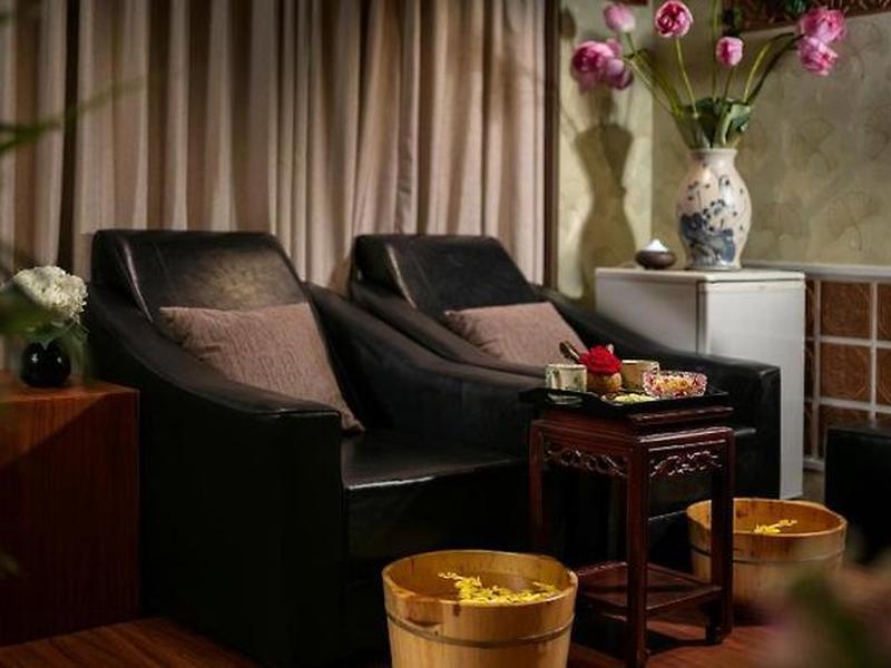 B14DB572086D6E4378C7D75EE8EC6D78