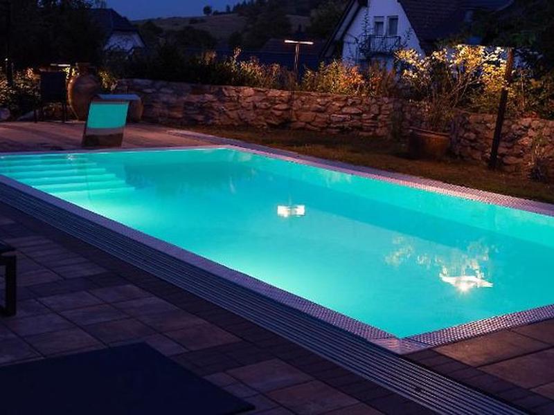 FFB509E4FA78154D97581FAD70FAB992