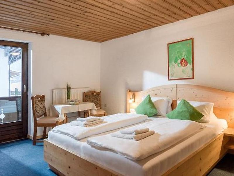 32FEFCE9F2164449638AD6934FE7C329