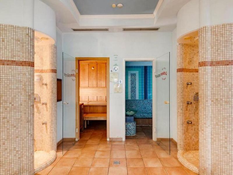 2B093B9A5AF0635F9D1AD757930D3862