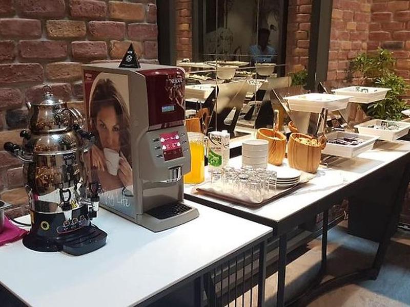 9841B7810A4CDD48D2A808CEE6407C4E