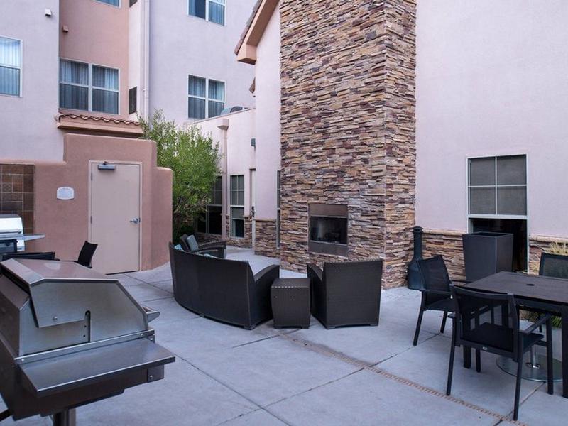 DAF3D433CAA1F7493E9F36ABFD6B2E7E